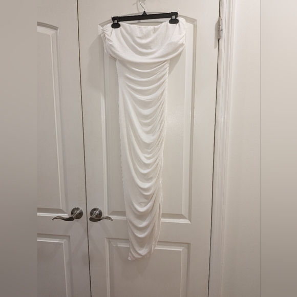 15. NWOT MISHA KEONI MIDI DRESS IN IVORY - Picture 6 of 7